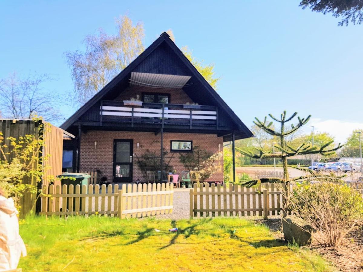 5 Minute Walk To Lego - 2 Bedrooms Loft Floor With Balcony Billund Exterior photo